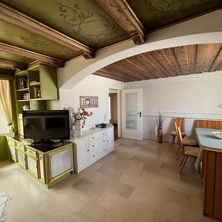 Furtwaengler Apartment *